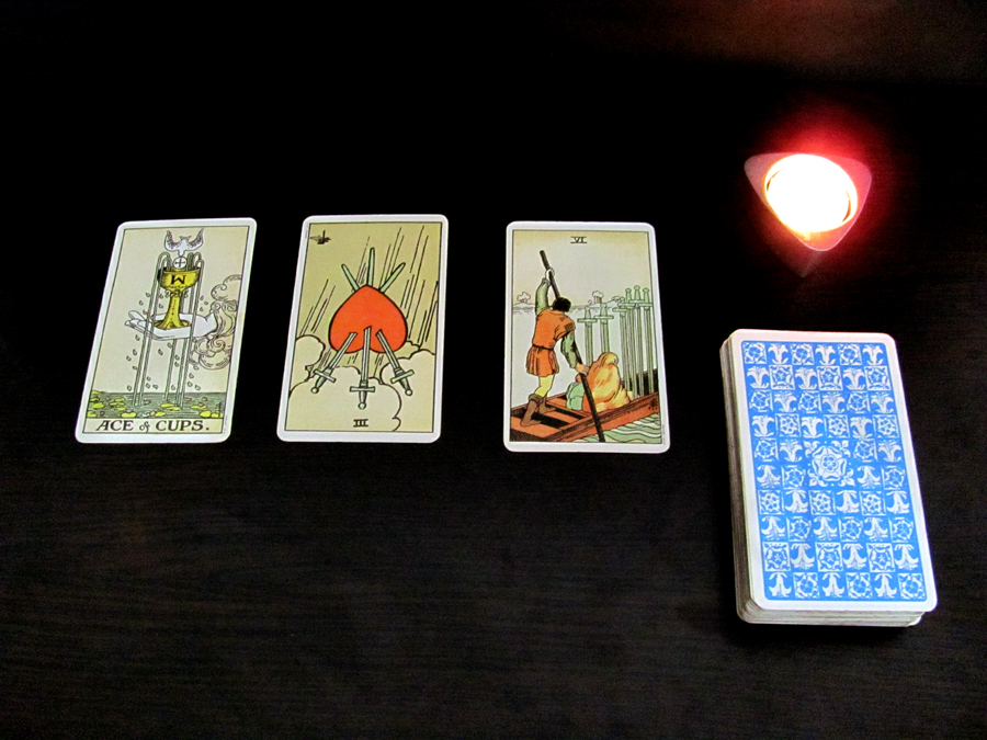 Tarot spread, 3 cards 1